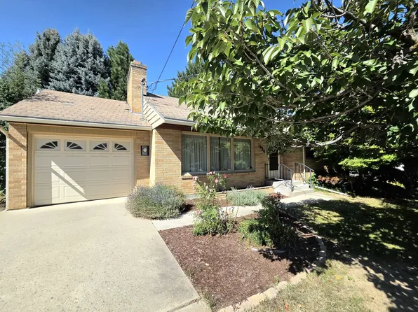 1336 4th St, Wenatchee, WA 98801