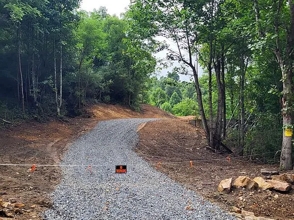 3001 Odd Rd, Odd, WV 25902