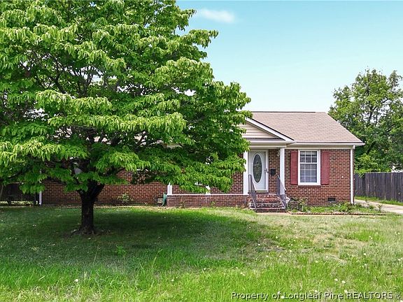 2nd image of 544 Farmview Dr