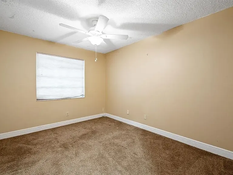 2229 Nova Village Dr — Photo 10