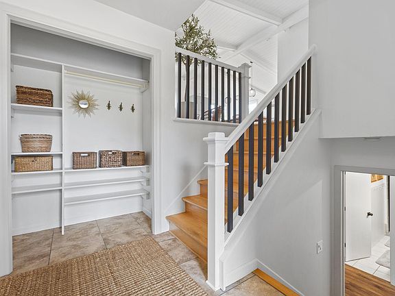 3rd image of 8433 168th Ln NW