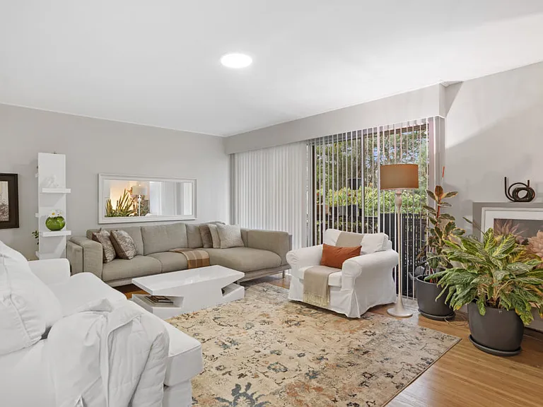 6111 Tisdall St — Photo 37