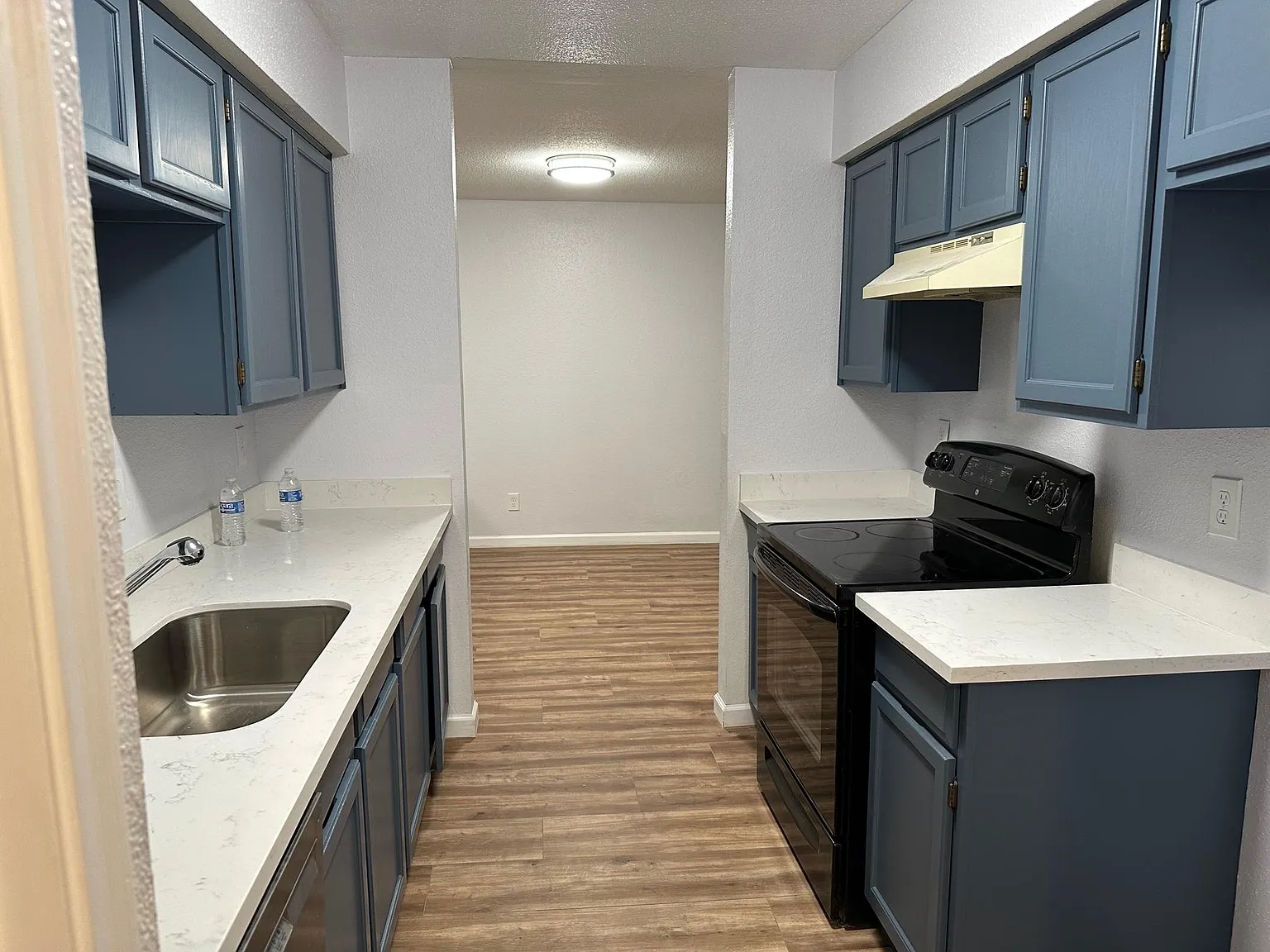 2 bed, 1068 sqft, $1,150 — Photo 3