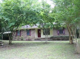 4753 Meadowview Rd, Marianna, FL 32446