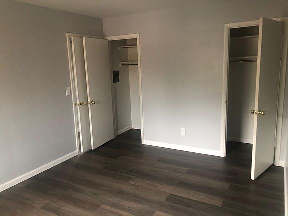 3rd image of 529 Elberon Ave