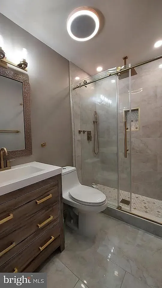 3 bed, 1366 sqft, $3,195 — Photo 4