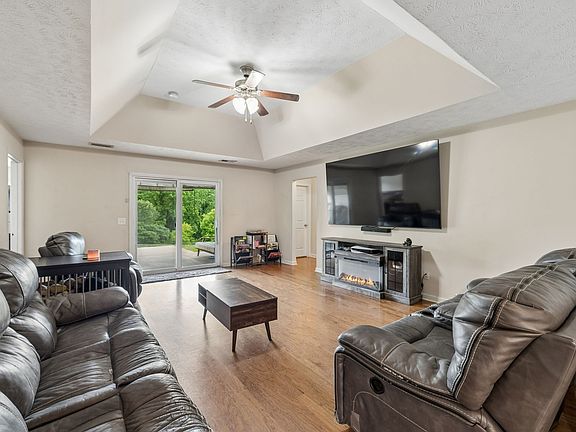 4th image of 160 Granda Flora Dr