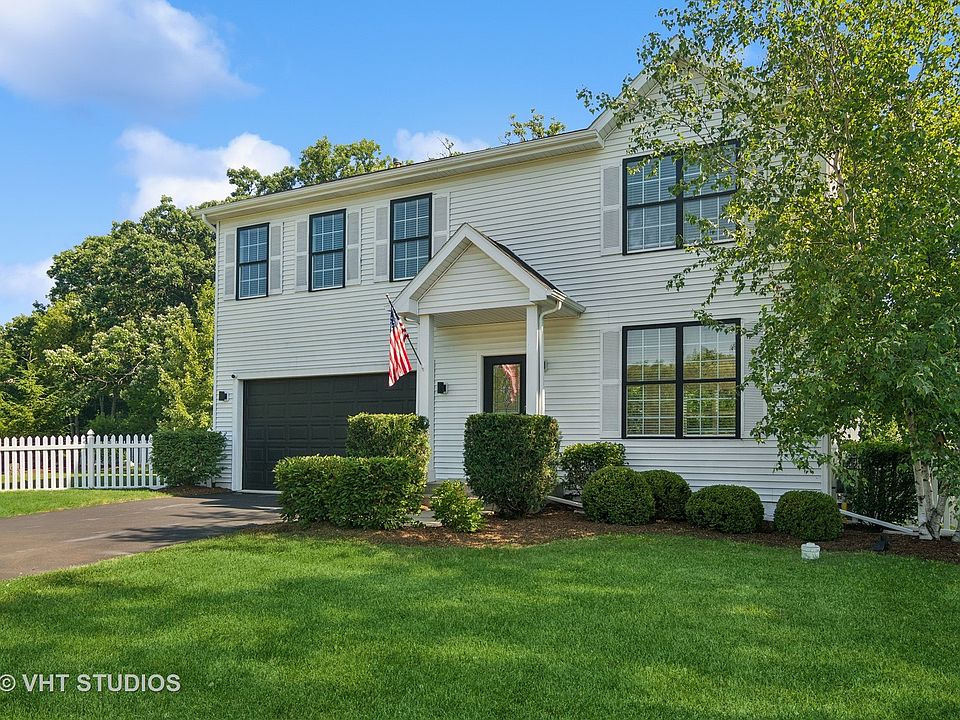 1st image of 208 Bluff Ct