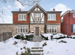 6 Glenarden Rd, Toronto, ON M6C 3J7