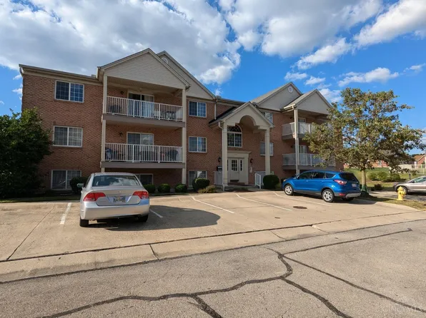 3326 Emerald Lakes Dr Unit 2C, Cincinnati, OH 45211