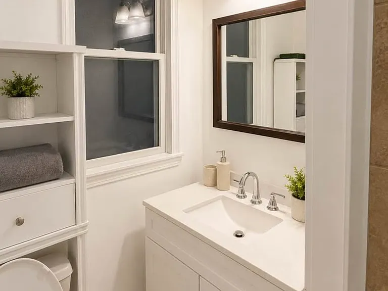 66 N Margin St #4 — Photo 1