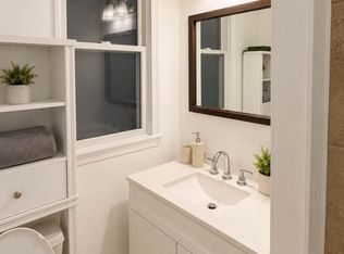 66 N Margin St APT 4, Boston, MA 02113