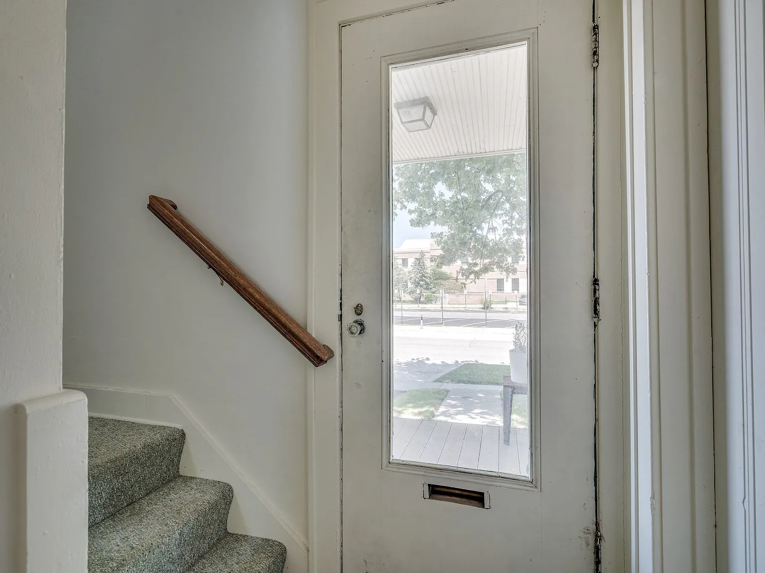 2 bed, 900 sqft, $1,900 — Photo 3