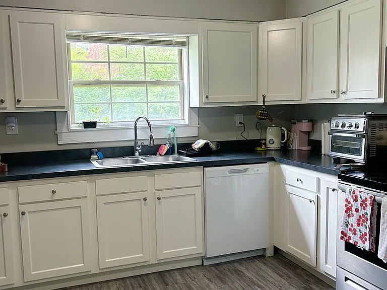 609 Addison Ave — Photo 7
