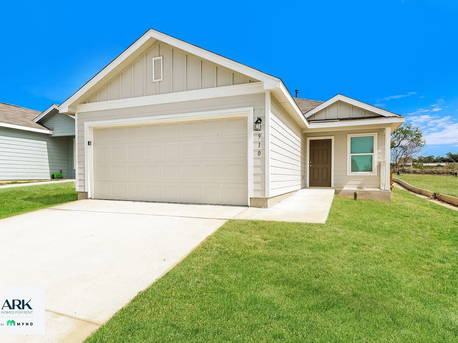 3 bed, 2.0 bath, 1266 sqft, $1,475 — Photo 4