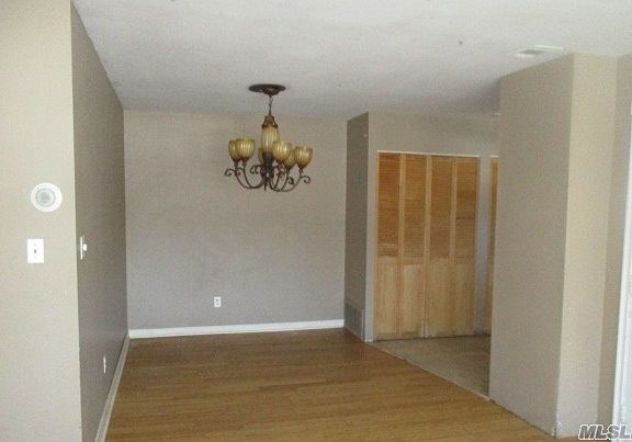 4th image of 189 Feller Dr