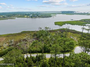 211 Leeward Lane, Beaufort, NC 28516