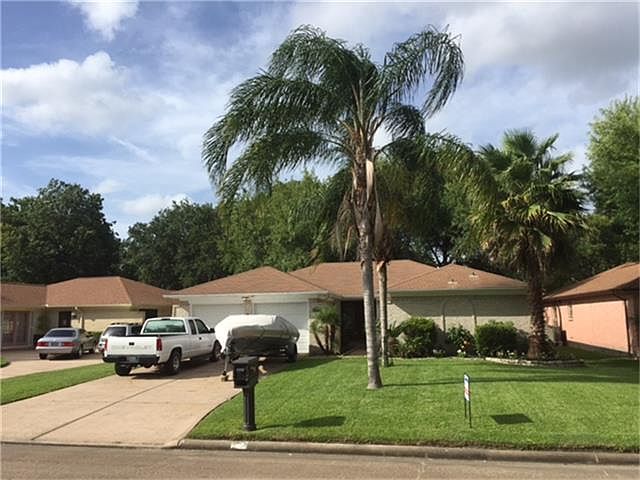 1st image of 326 Bayridge Dr
