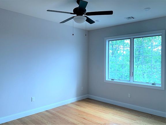 4th image of 3222 John F Kennedy Blvd #3G