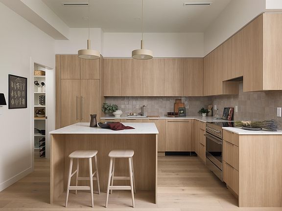 3rd image of 595 E 49th Ave #3