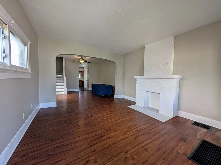 704 Kolping Ave — Photo 3