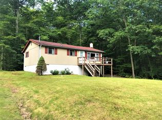 276 Delaware Trl, Pocono Lake, PA 18347