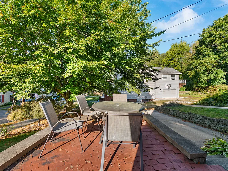 702 College Ave — Photo 21