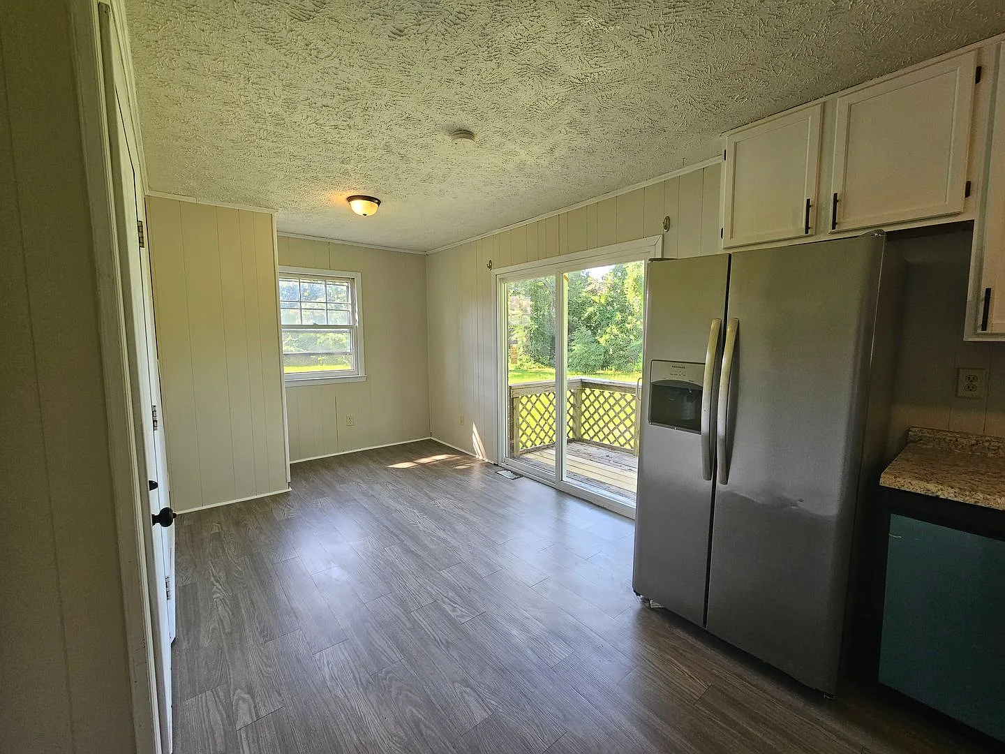 New Listing — Photo 4