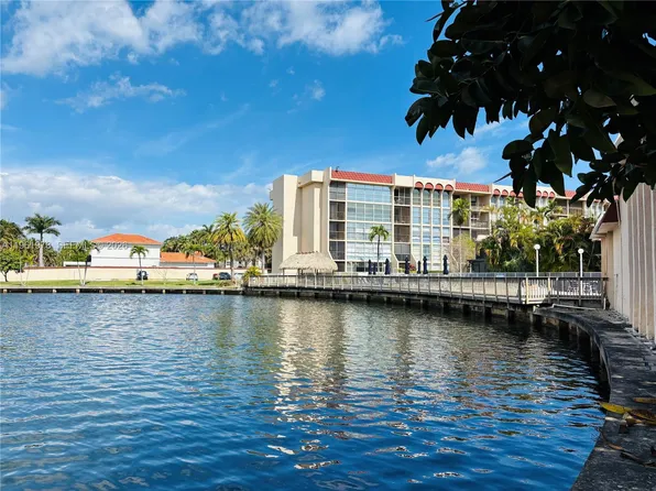 2001 Atlantic Shores Blvd APT 409, Hallandale, FL 33009