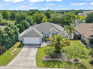 2417 E Moonlight Ln, Eustis, FL 32726