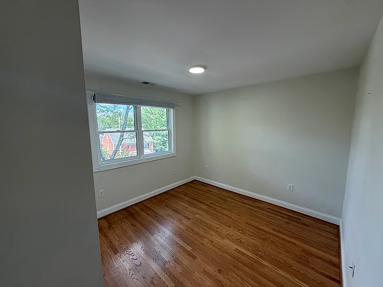 28 Walnut St NW — Photo 21