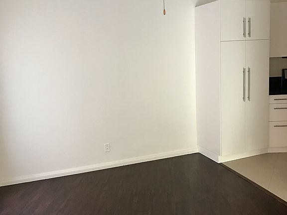 3rd image of 8397 Fountain Ave APT 106