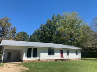1052 Hart Ln, Summit, MS 39666