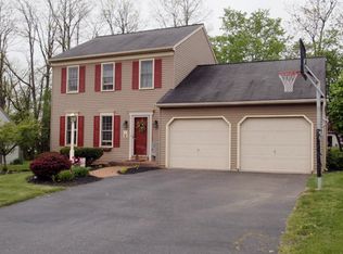 184 Hostetter Ln, Lancaster, PA 17602