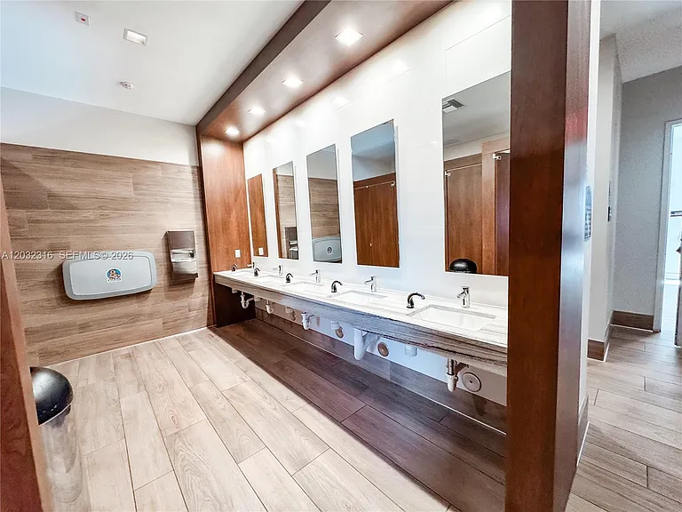 10455 NW 82nd St #32 — Photo 36