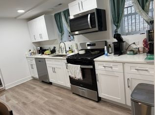 1114 N Wolcott Ave, Chicago, IL 60622