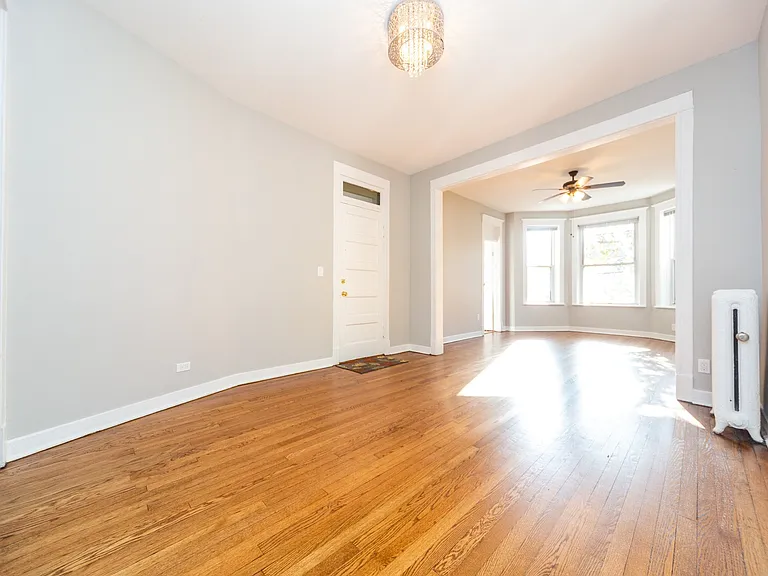 1204 Lexington — Photo 12
