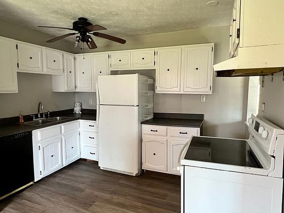 Equipped Kitchen