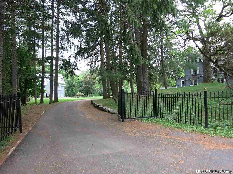 12 Station Hill Rd, Barrytown, NY 12507 Zillow