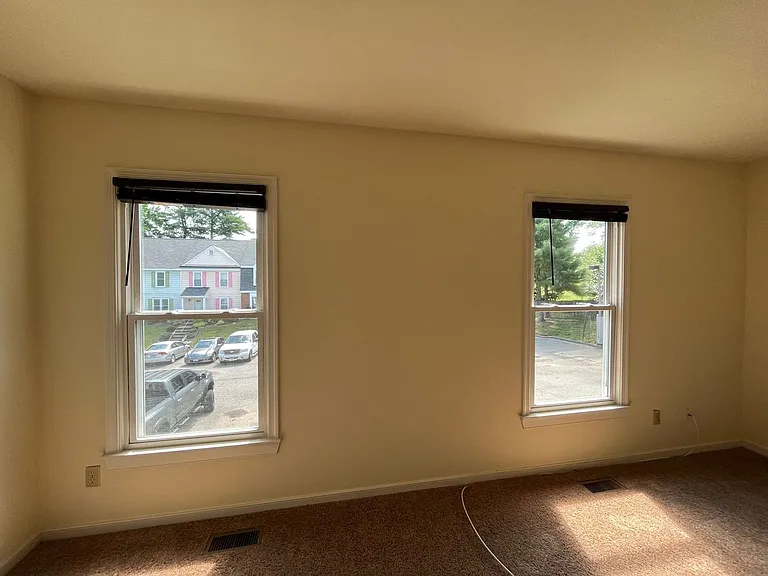 8704 Hermitage Trace Cir — Photo 11