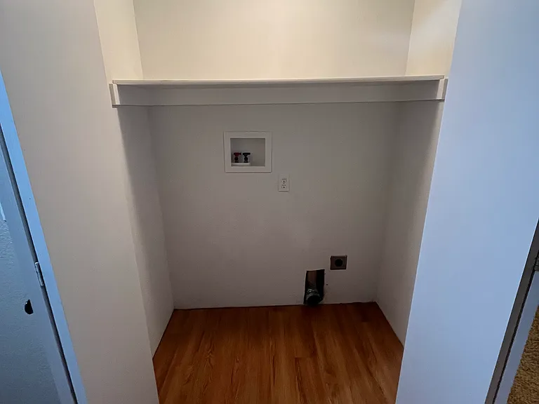 743 Cook Ave #B — Photo 16