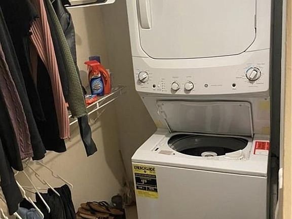5th image of 475 SE 8th St APT 213