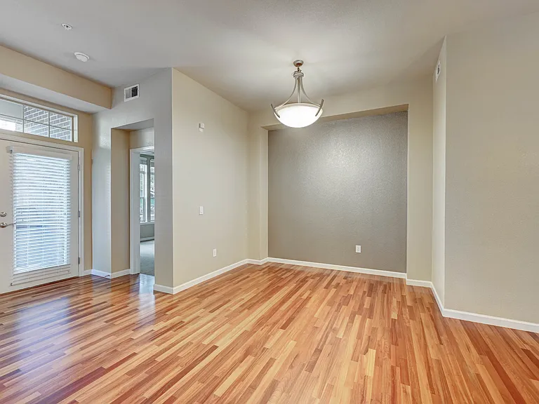 7820 Inverness Blvd — Photo 8