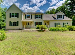 42 Elizabeth Dr, New Hartford, CT 06057