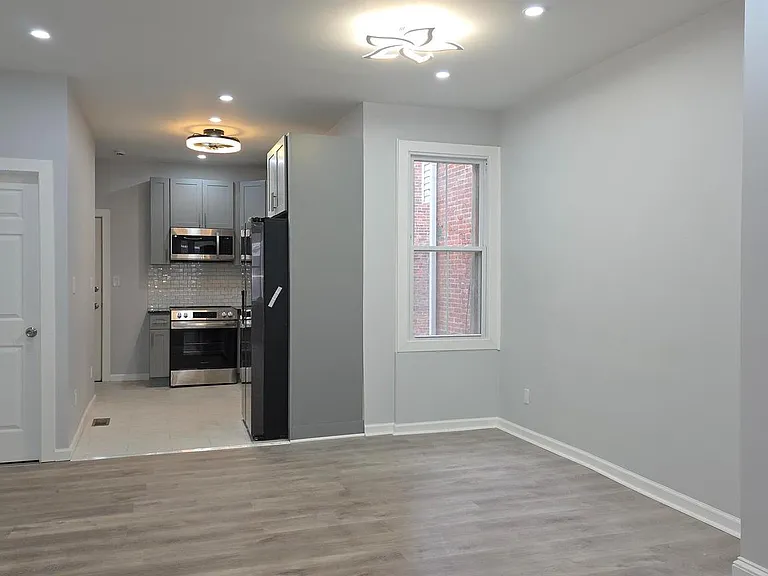 1214 S 56th St — Photo 4