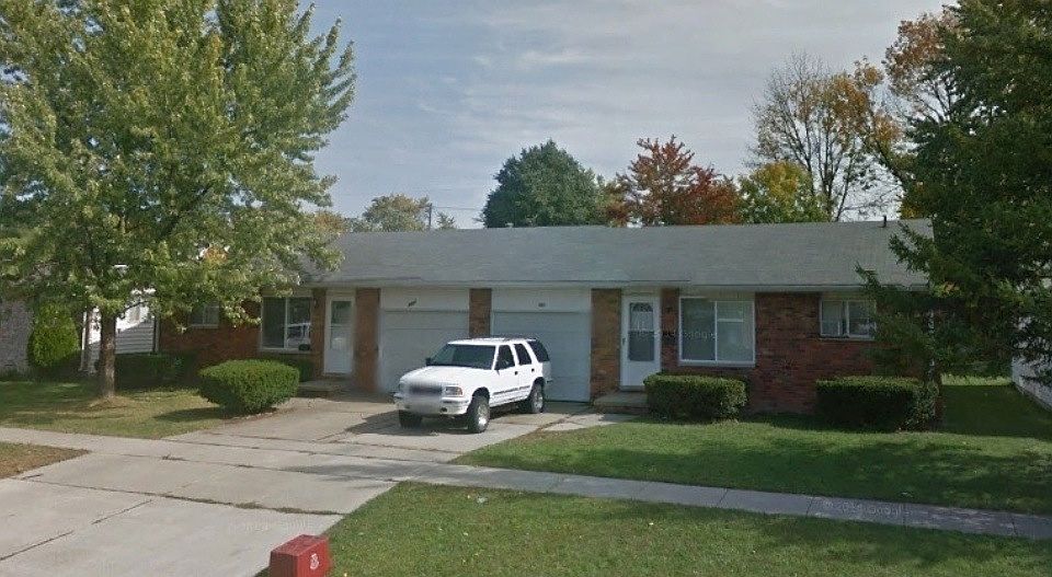 1st image of 3820 Bauer Dr