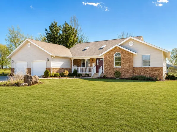 31-5 Medinah Dr, Lanark, IL 61046