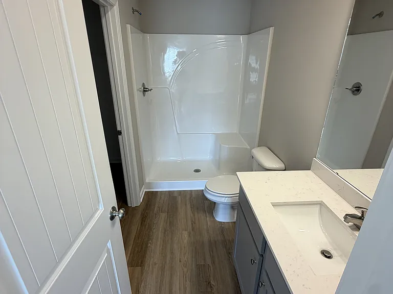 835 Middleton Rd — Photo 7
