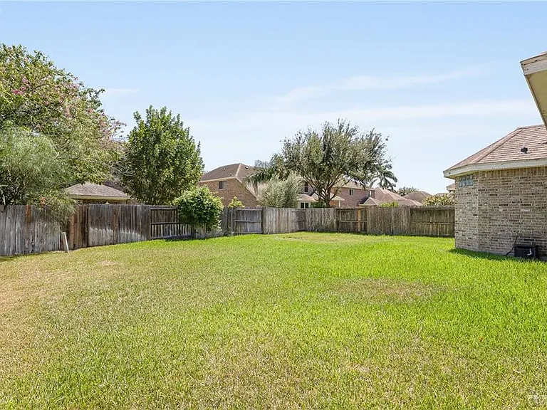 3307 Santa Iliana — Photo 12