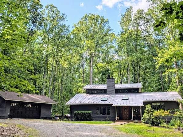 11902 Yates Ford Rd, Fairfax Station, VA 22039